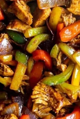 Colorful Chicken Fajita Bowl with marinated chicken and fresh vegetables