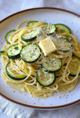 Delicious Spaghetti Alla Nerano, Stanley Tucci's favorite zucchini pasta dish.