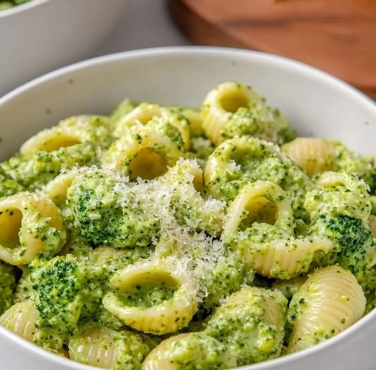 Easy Healthy Broccoli Pasta