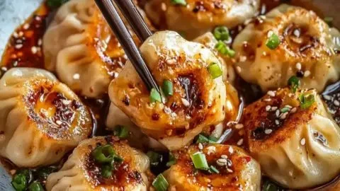 Easy Spicy Garlic Chili Dumplings for Your Fast Weeknight Fix