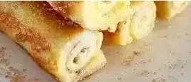 Delicious Keto Cinnamon Cream Cheese Roll Ups on a plate