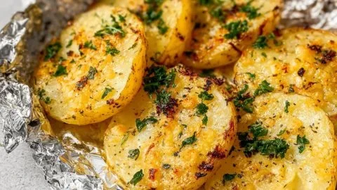 30 Minute Buttery Grilled Potatoes in Foil