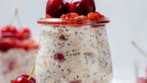 Cherry Overnight Oats
