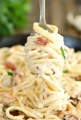 Delicious Cream Cheese Bacon Chicken Pasta served in a bowl