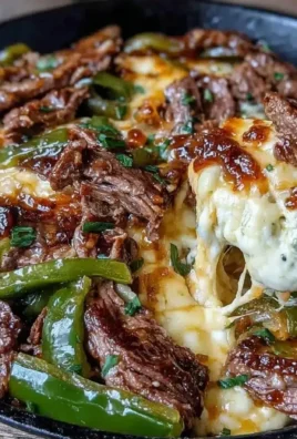 Creamy keto cheesesteak skillet recipe for a low-carb dinner